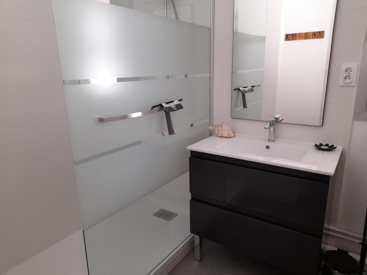 Calme A - Terrasse - Proche Et Centre - Equipe Pour 2 Pers. - Fr-1-319-42 Apartment *